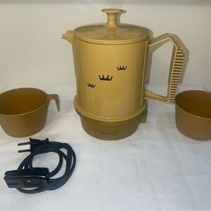 VTG Regal 7503 Poly Perk Coffee Pot Electric Percolator 2-4 Cup Mustard 70's